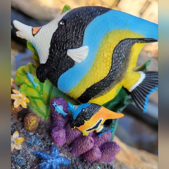 Tropical Fish Hand Painted Resin Figurine - Picture 7 of 15